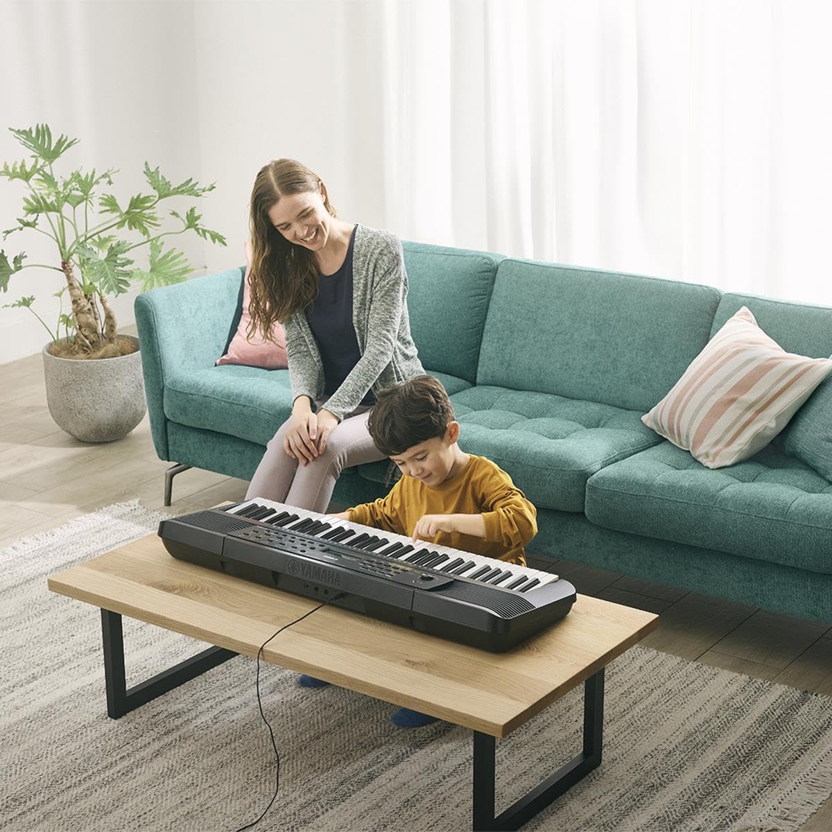 Yamaha 61-Key Portable Keyboard for Beginners with Learning Tools